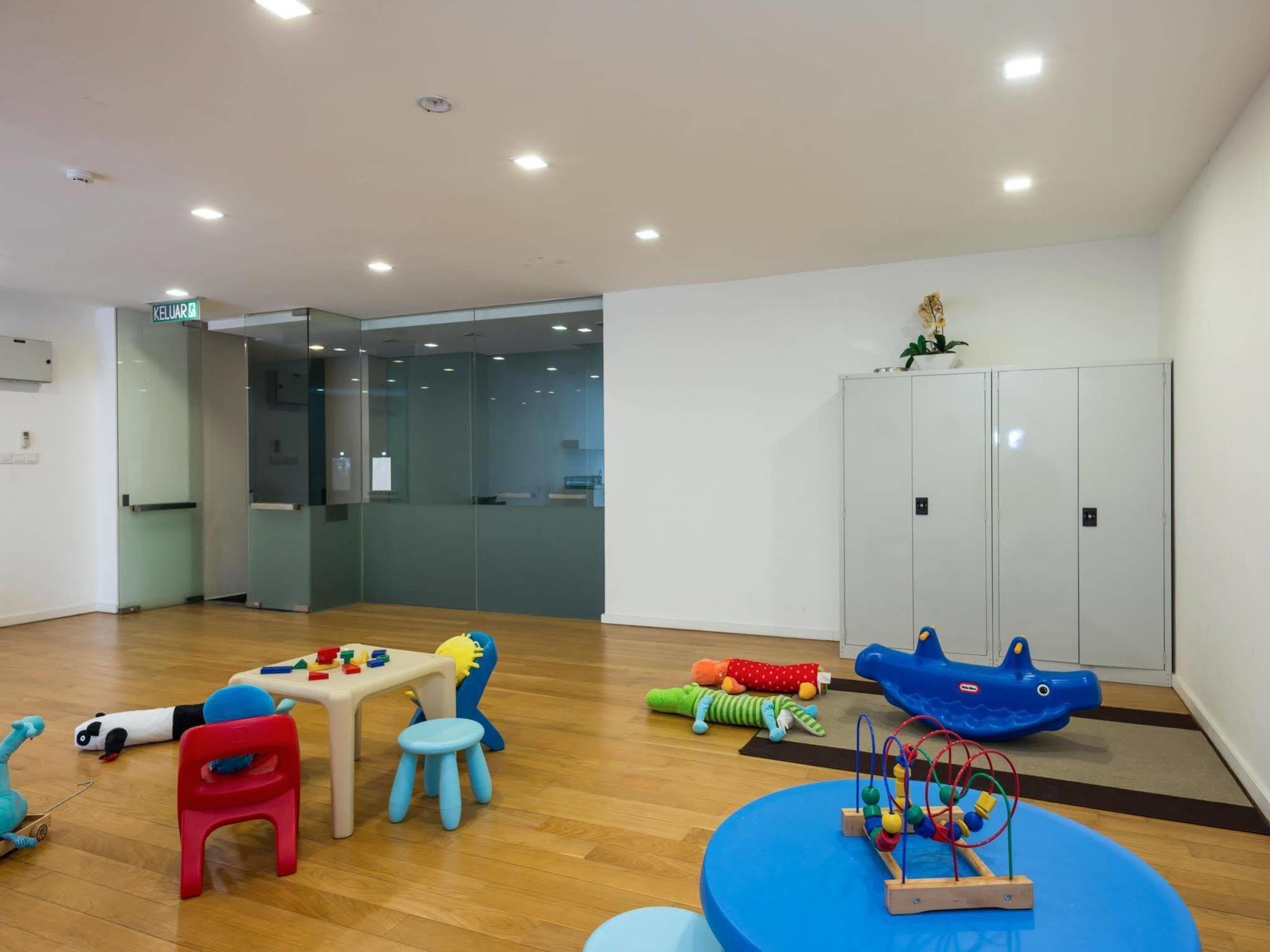 Bintang Fairlane Residences 4*